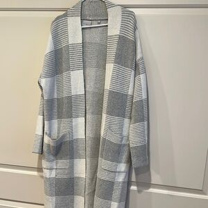 Cyrus Gray and White Plaid Women's Sweater